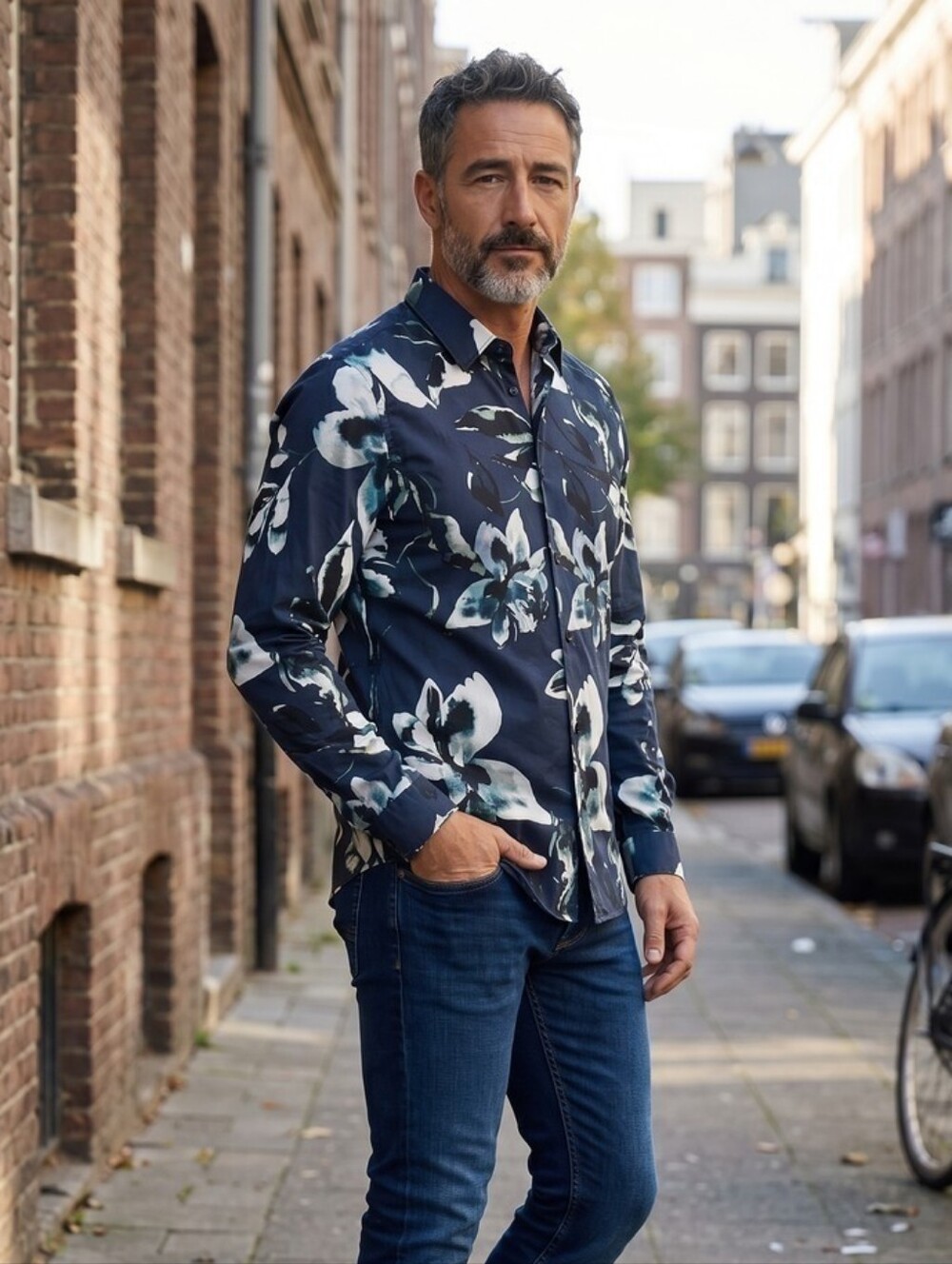 Guess Men's Navy Floral Button-Down Shirt 1058